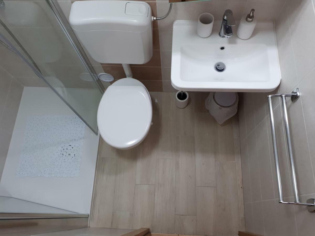 Apartments Njivice Bajcic Zewnętrze zdjęcie